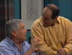 Lou Carpenter, Philip Martin in Neighbours Episode 