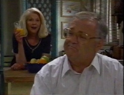 Madge Bishop, Harold Bishop in Neighbours Episode 2796