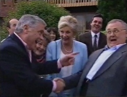 Philip Martin, Lou Carpenter, Marlene Kratz, Susan Kennedy, Madge Bishop, Karl Kennedy, Harold Bishop in Neighbours Episode 2798