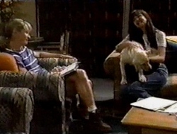 Ruth Wilkinson, Susan Kennedy, Bonnie in Neighbours Episode 