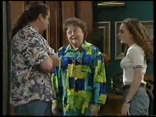 Toadie Rebecchi, Marlene Kratz, Debbie Martin in Neighbours Episode 2894