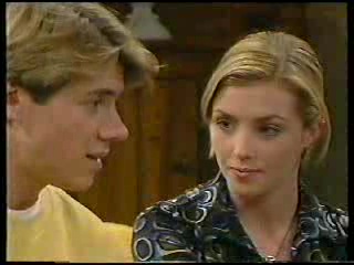 Lance Wilkinson, Amy Greenwood in Neighbours Episode 2894