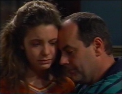 Hannah Martin, Philip Martin in Neighbours Episode 