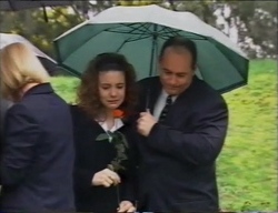 Hannah Martin, Philip Martin in Neighbours Episode 