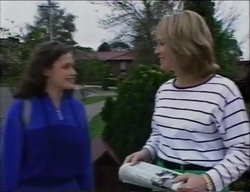 Caitlin Atkins, Ruth Wilkinson in Neighbours Episode 2971
