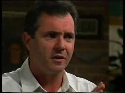 Karl Kennedy in Neighbours Episode 