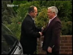 Philip Martin, Lou Carpenter in Neighbours Episode 