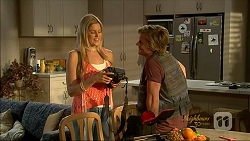 Amber Turner, Daniel Robinson in Neighbours Episode 7071