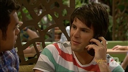 Nate Kinski, Chris Pappas in Neighbours Episode 