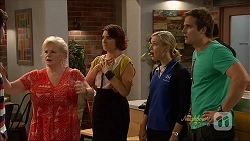 Sheila Canning, Naomi Canning, Georgia Brooks, Kyle Canning in Neighbours Episode 7090