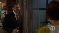 Paul Robinson in Neighbours Episode 