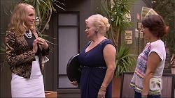 Sharon Canning, Sheila Canning, Naomi Canning in Neighbours Episode 7093