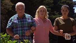 Lou Carpenter, Lauren Turner, Paige Novak in Neighbours Episode 