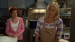 Susan Kennedy, Lauren Turner in Neighbours Episode 