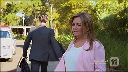 Nick Petrides, Terese Willis in Neighbours Episode 7111