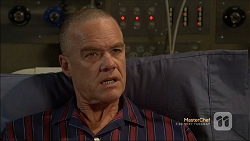 Paul Robinson in Neighbours Episode 