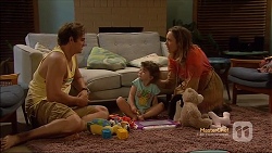 Kyle Canning, Nell Rebecchi, Sonya Rebecchi in Neighbours Episode 