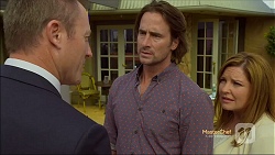 Ezra Hanley, Brad Willis, Terese Willis in Neighbours Episode 7119