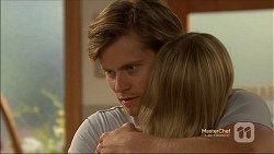 Daniel Robinson, Amber Turner in Neighbours Episode 