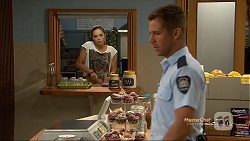 Paige Novak, Mark Brennan in Neighbours Episode 