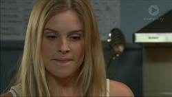 Amber Turner in Neighbours Episode 