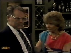 Harold Bishop, Madge Mitchell in Neighbours Episode 