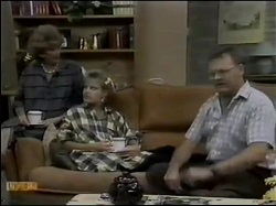 Madge Mitchell, Daphne Clarke, Harold Bishop in Neighbours Episode 0484