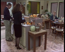 Doug Willis, Gaby Willis, Adam Willis in Neighbours Episode 