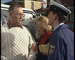 Harold Bishop, Madge Bishop, Police Officer in Neighbours Episode 