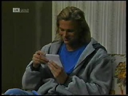 Brad Willis in Neighbours Episode 