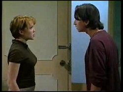 Libby Kennedy, Darren Stark in Neighbours Episode 