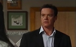 Paul Robinson in Neighbours Episode 