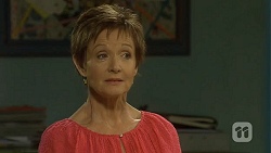 Susan Kennedy in Neighbours Episode 6672