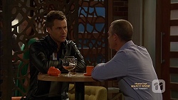 Mark Brennan, Paul Robinson in Neighbours Episode 7129