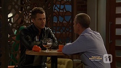 Mark Brennan, Paul Robinson in Neighbours Episode 