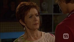 Susan Kennedy, Clem Hanley in Neighbours Episode 