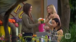 Paige Novak, Amber Turner, Imogen Willis in Neighbours Episode 