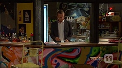 Paul Robinson in Neighbours Episode 7134