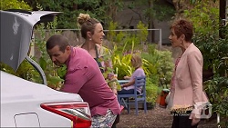 Toadie Rebecchi, Sonya Rebecchi, Susan Kennedy in Neighbours Episode 