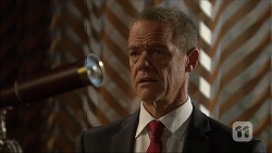 Paul Robinson in Neighbours Episode 