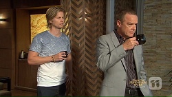 Daniel Robinson, Paul Robinson in Neighbours Episode 7139