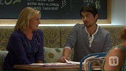 Lauren Turner, Robin Dawal in Neighbours Episode 7139