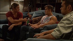 Tyler Brennan, Aaron Brennan, Nate Kinski in Neighbours Episode 