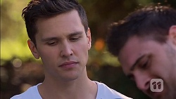 Josh Willis, Forrest Jones in Neighbours Episode 