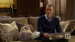 Paul Robinson in Neighbours Episode 