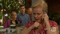 Imogen Willis, Josh Willis, Sheila Canning in Neighbours Episode 7154