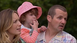 Sonya Rebecchi, Nell Rebecchi, Toadie Rebecchi in Neighbours Episode 