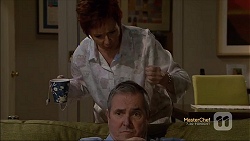 Susan Kennedy, Karl Kennedy in Neighbours Episode 7164