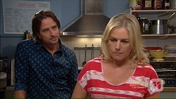 Brad Willis, Lauren Turner in Neighbours Episode 