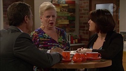 Paul Robinson, Sheila Canning, Naomi Canning in Neighbours Episode 7168